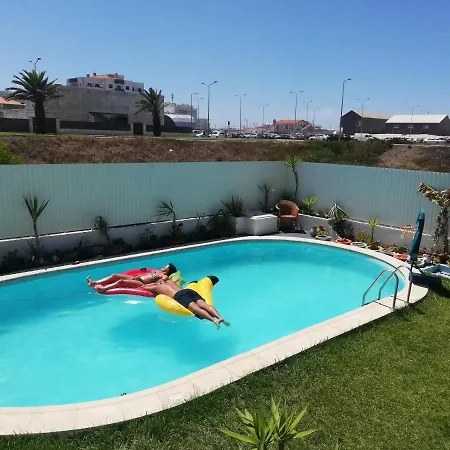 Aveiro Beach Hotel Hostel