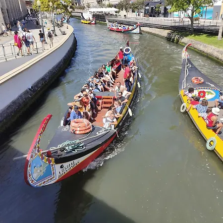 Portugal אכסניה *