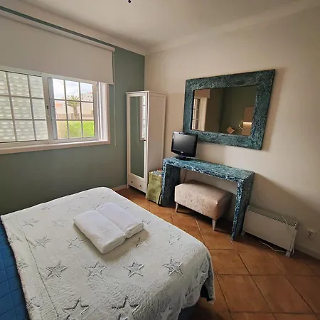 אכסניה Vagueira *