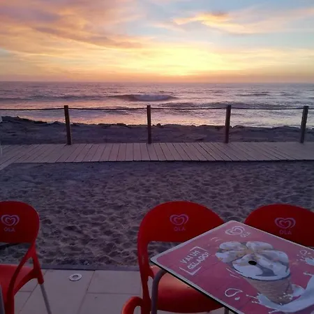 Hostel Vagueira &